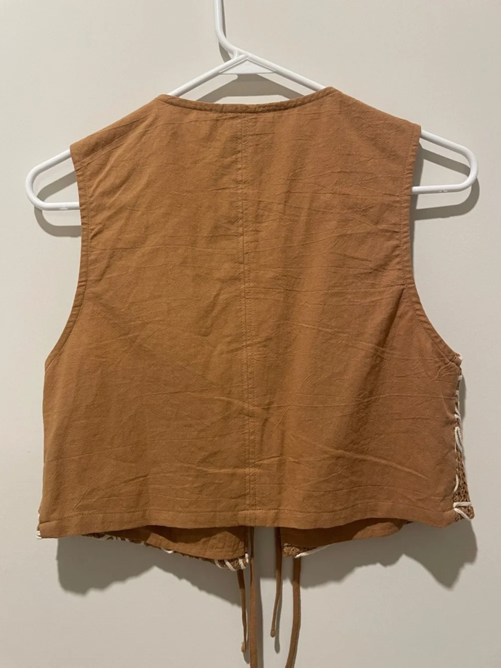 Embroidered Tie-Front Cropped Vest Top